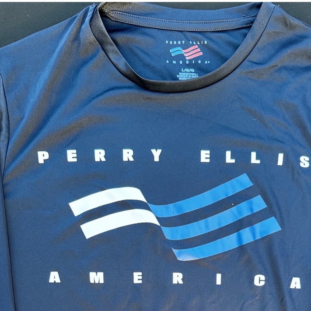 Perry Ellis America Graphic T-Shirt Mens Large Navy Blue Good Sporty Logo Tee